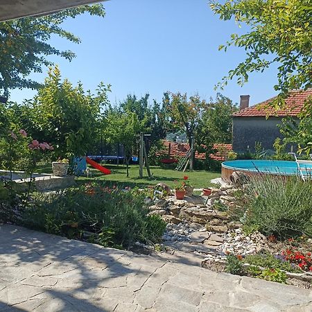 Stai Za Gosti Bazdarovi Daire Byala  Dış mekan fotoğraf