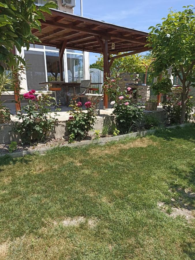 Stai Za Gosti Bazdarovi Daire Byala  Dış mekan fotoğraf